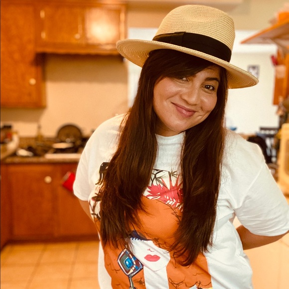 Meet your Posher, Jenny - Picture 1 of 1